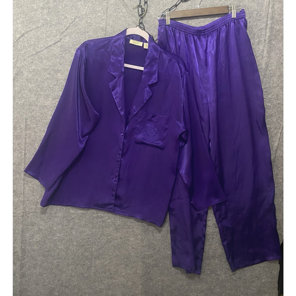 Victorias Secret Gold Label Satin Pajama Set Sz M Purple Crest‎ Lounge Luxury - Picture 1 of 13